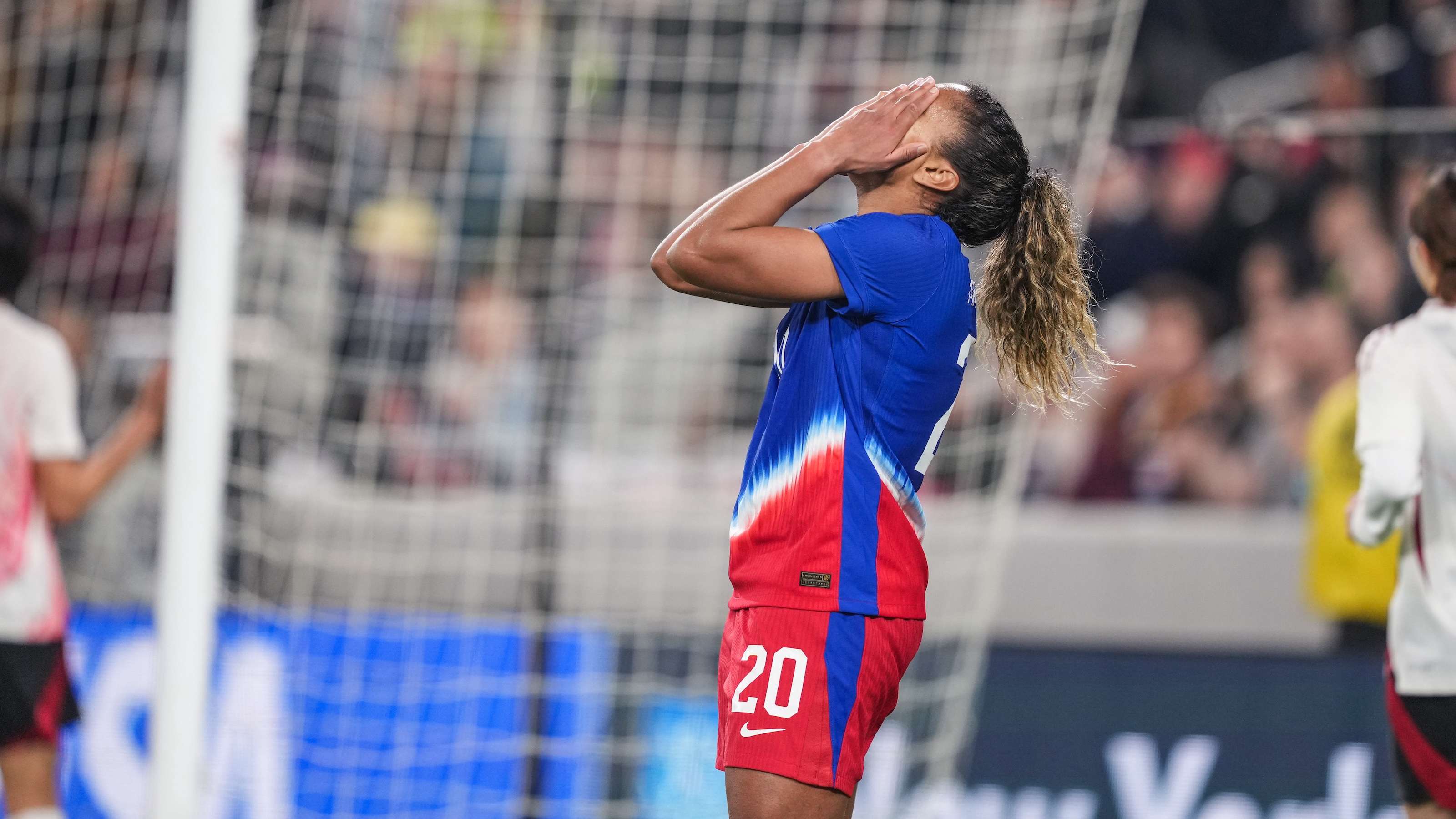 决无疑是一 决无疑是一