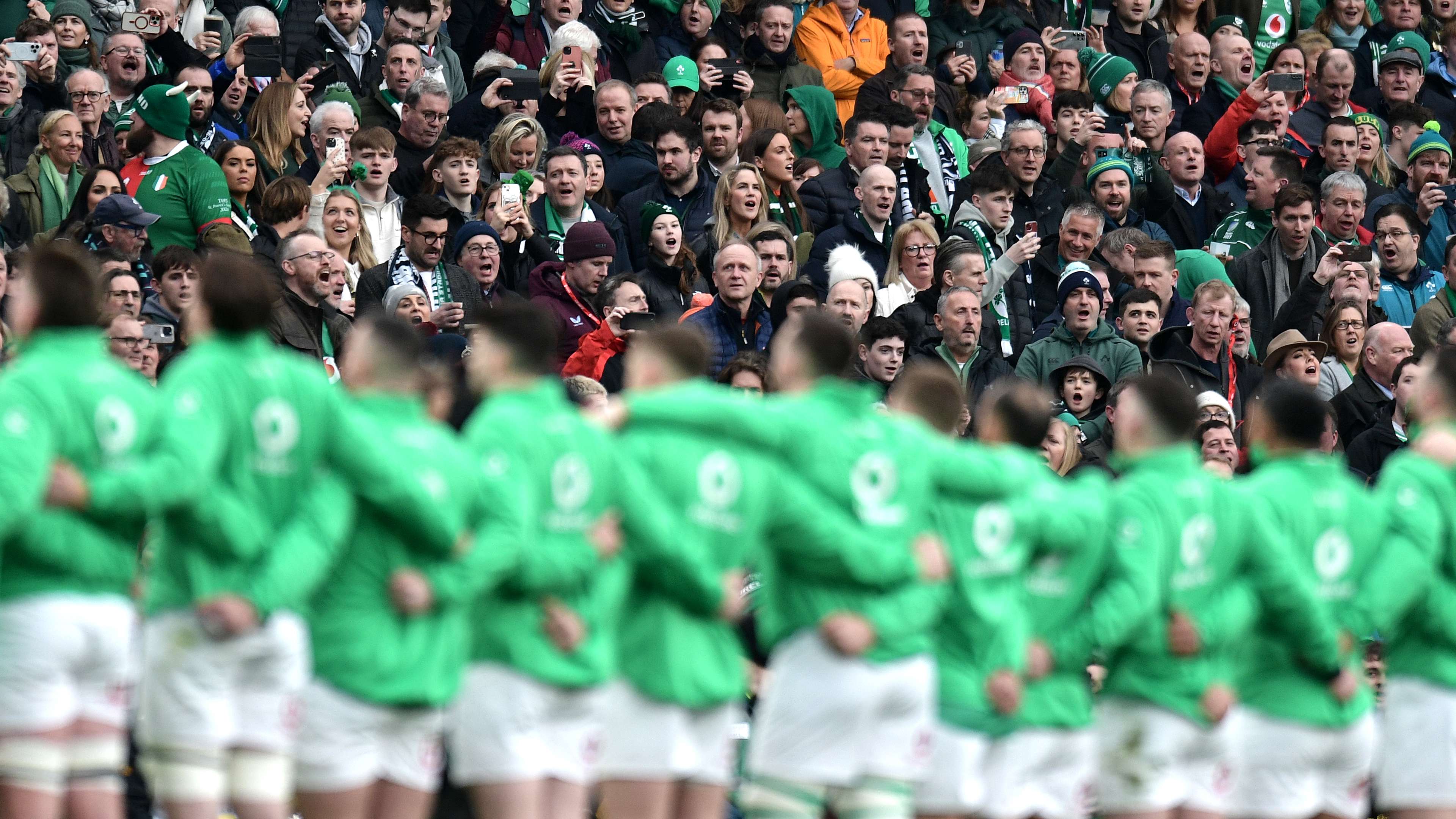 並在適當條 並在適當條